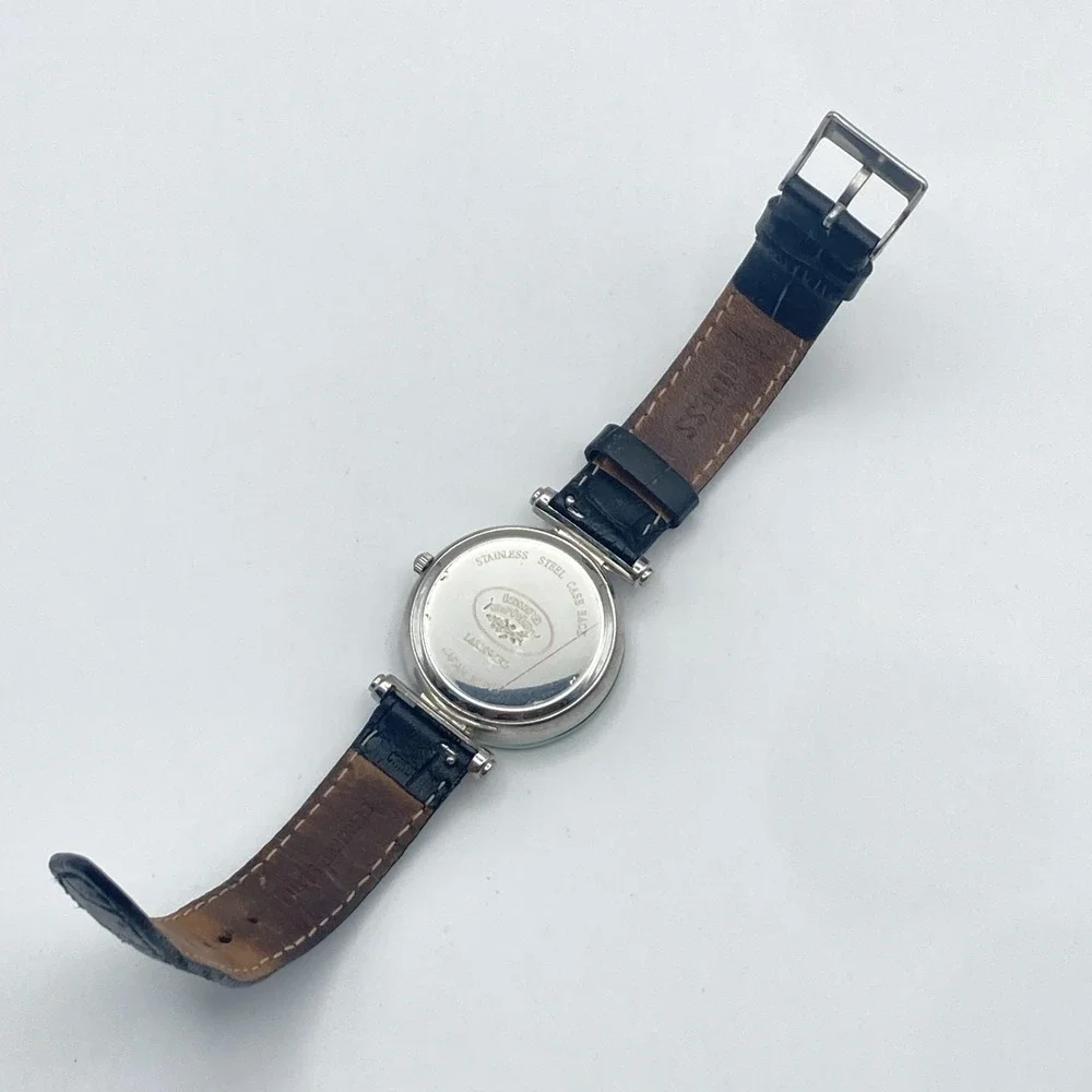 Laura Ashley Women's Watch 33mm Silver Tone Faceted Crystal New Battery 8.5
